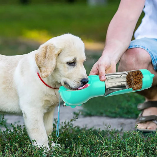 Botella Portátil 3 en 1 para Perros — Agua, Snacks y Bolsas